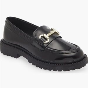 Steve Madden Black Patent Leather and Gold Loafers girls size 4